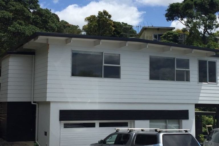 Photo of property in 22 Glenelg Road, Red Beach, 0932