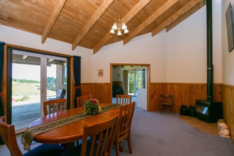 Photo of property in 636 Mangorei Road, Mangorei, New Plymouth, 4371
