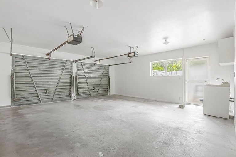 Photo of property in 49 Centorian Drive, Windsor Park, Auckland, 0632