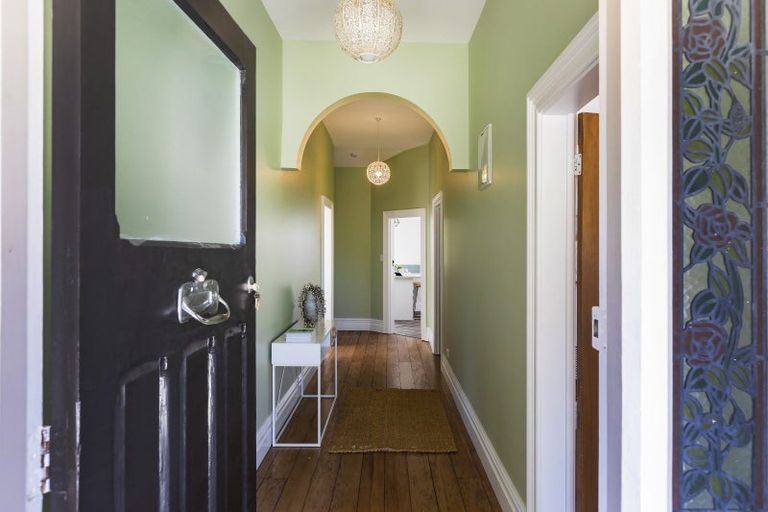 Photo of property in 30 Somerset Crescent, Spreydon, Christchurch, 8024