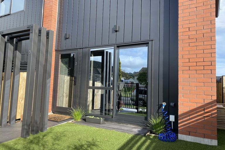 Photo of property in 2/5 Macky Street, Taita, Lower Hutt, 5011