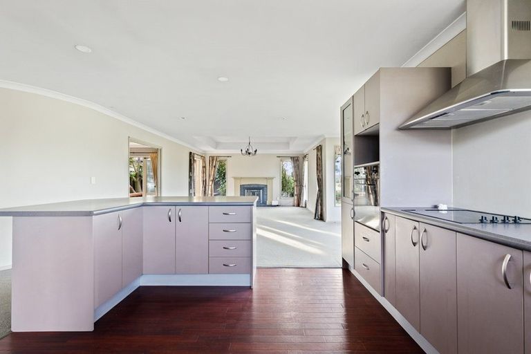 Photo of property in 2 Tanu Place, Parklands, Christchurch, 8083