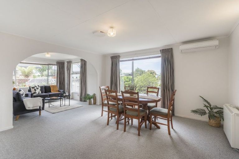 Photo of property in 36 Sylvan Avenue, Waikanae, 5036