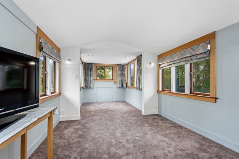 Photo of property in 23 Golf Road, Heretaunga, Upper Hutt, 5018