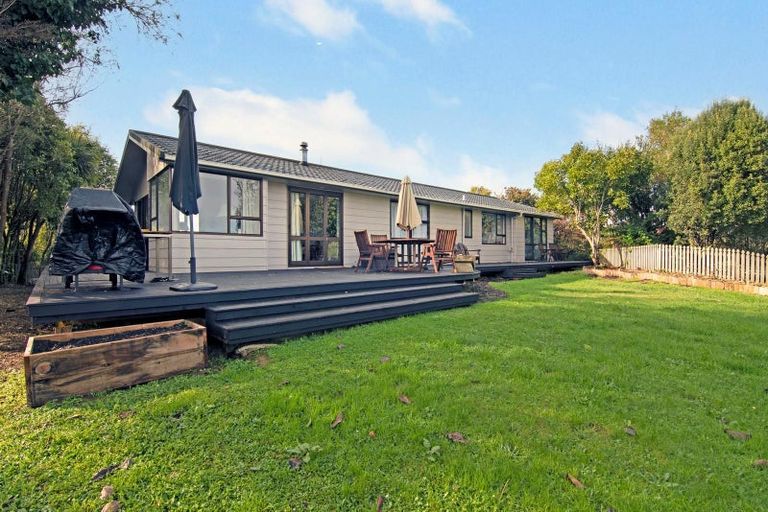 Photo of property in 14 Sunrise Valley Road, Upper Moutere, 7173