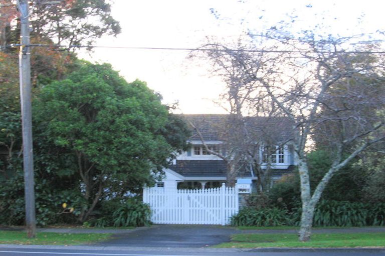 Photo of property in 429 Te Moana Road, Waikanae, 5036