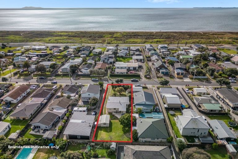 Photo of property in 218 Dickson Road, Papamoa Beach, Papamoa, 3118
