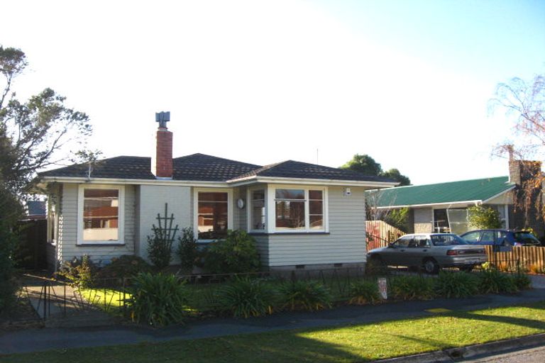 Photo of property in 30 Hurunui Street, Cracroft, Christchurch, 8025