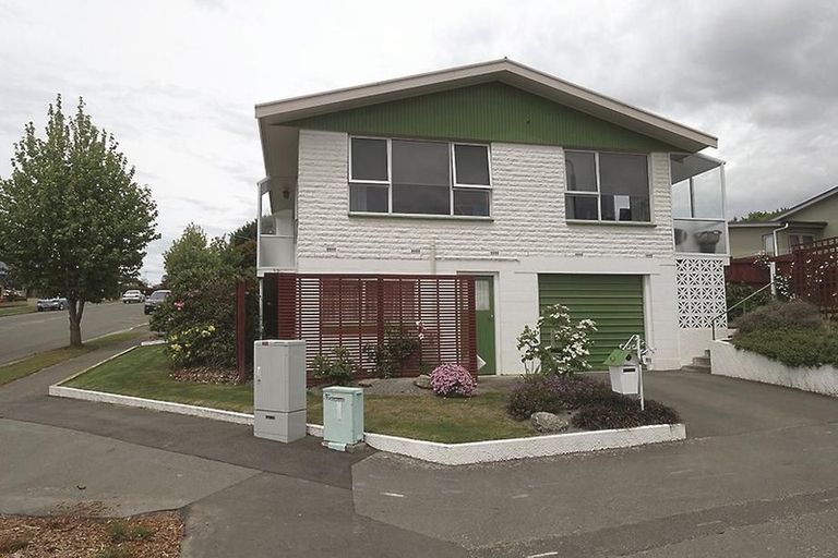 Photo of property in 198 Douglas Street, Highfield, Timaru, 7910