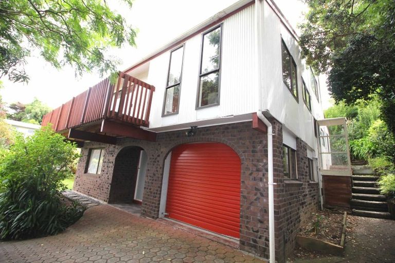 Photo of property in 190 Ti Rakau Drive, Pakuranga Heights, Auckland, 2010