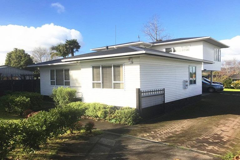 Photo of property in 31 Settlement Road, Papakura, 2110