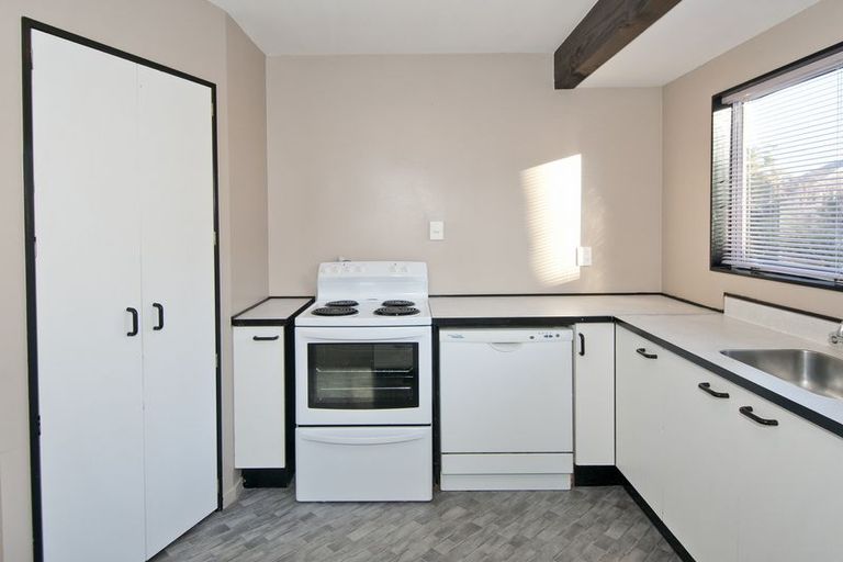 Photo of property in 24b Pine Avenue, Otumoetai, Tauranga, 3110