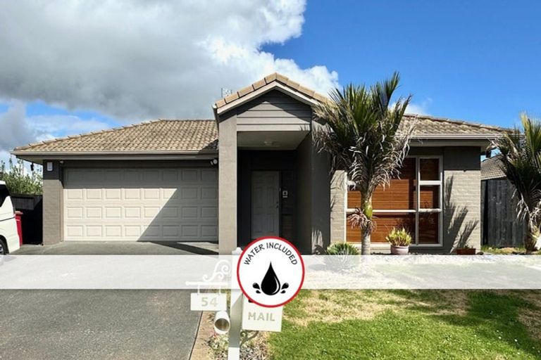 Photo of property in 54 Stranraer Crescent, Wattle Downs, Auckland, 2103