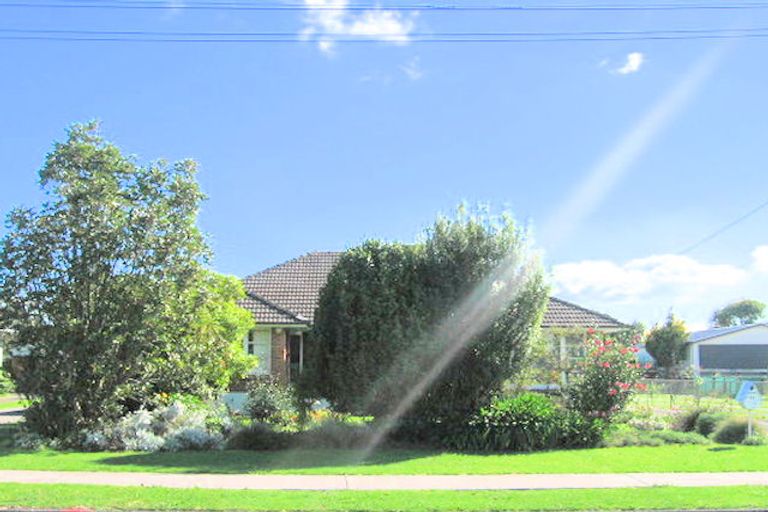 Photo of property in 35 Regent Street, Papatoetoe, Auckland, 2025