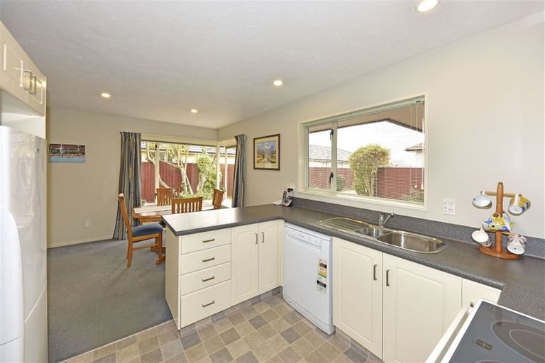 Photo of property in 1/119 Harewood Road, Papanui, Christchurch, 8053