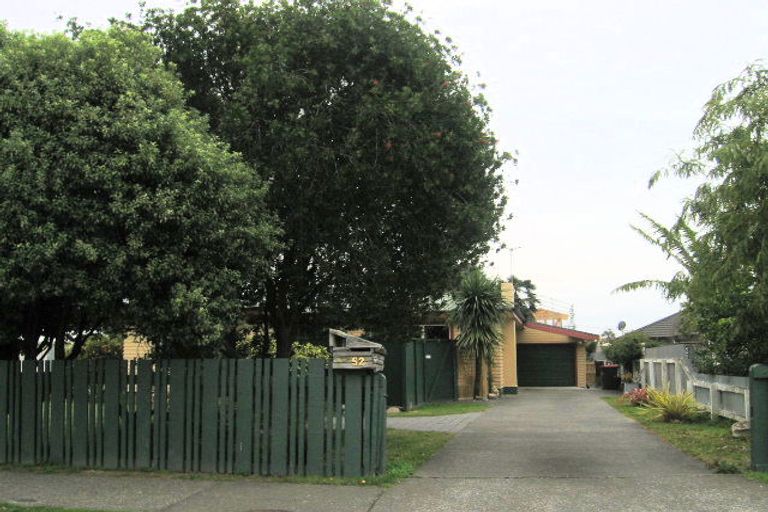 Photo of property in 52 Meeanee Road, Taradale, Napier, 4112