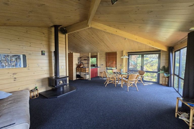 Photo of property in 187 Kawaha Point Road, Kawaha Point, Rotorua, 3010