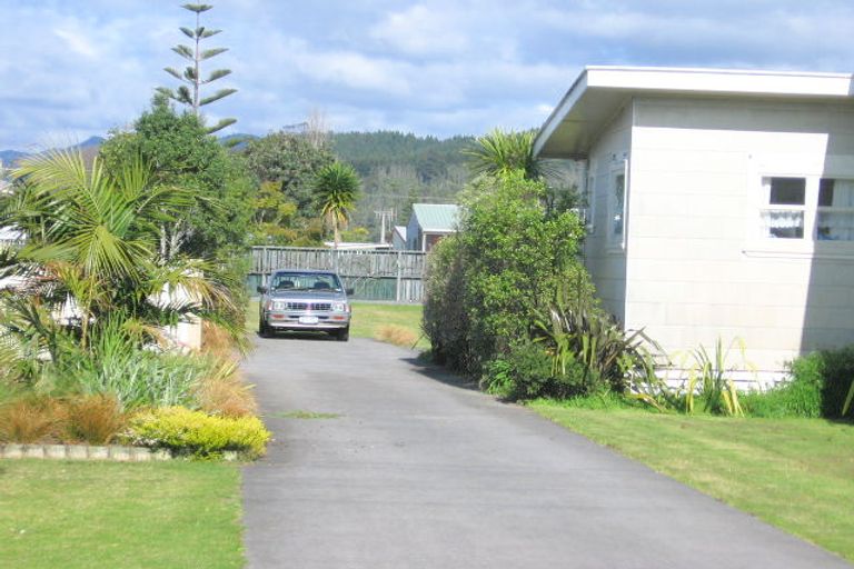 Photo of property in 302a The Square, Whangamata, 3620