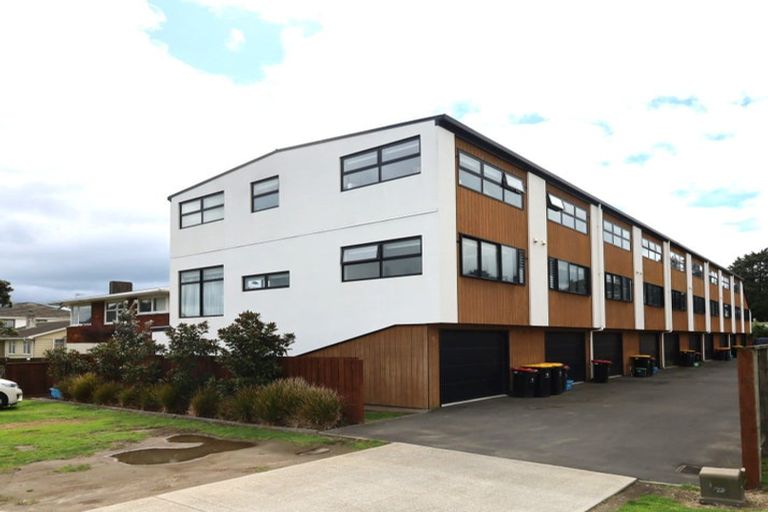 Photo of property in 9/63 Tawa Street, Mount Maunganui, 3116
