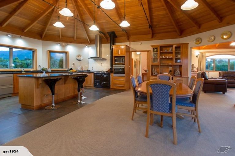 Photo of property in 80 Patons Rock Road, Patons Rock, Takaka, 7182