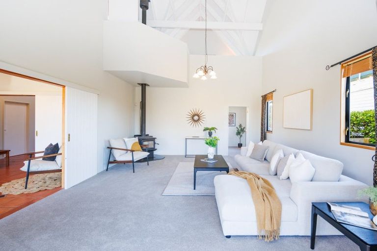 Photo of property in 20 Cashmere Drive, Fitzherbert, Palmerston North, 4410