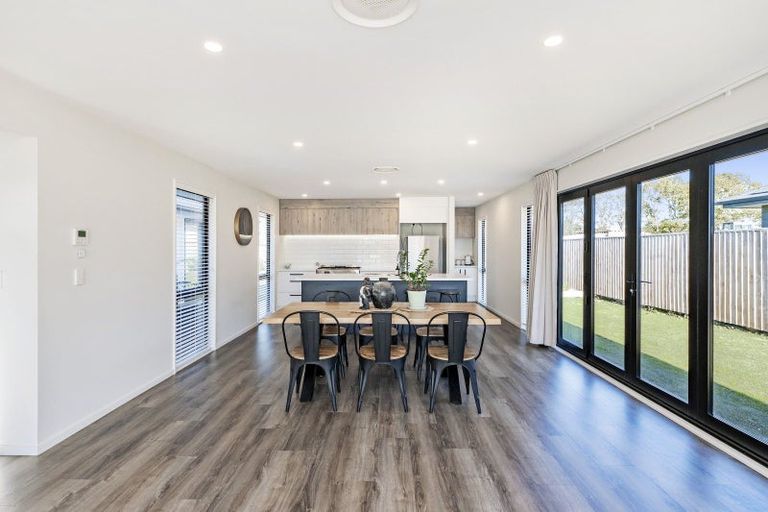 Photo of property in 12 Cedric Place, Darfield, 7510