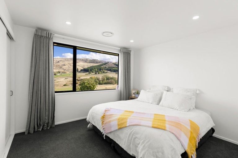 Photo of property in 20 Quartzville Road, Bannockburn, Cromwell, 9384