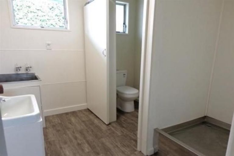 Photo of property in 2/57 Mathesons Road, Phillipstown, Christchurch, 8011