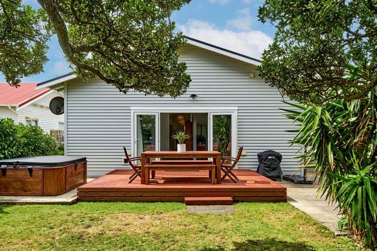 Photo of property in 62 Heretaunga Street, Petone, Lower Hutt, 5012