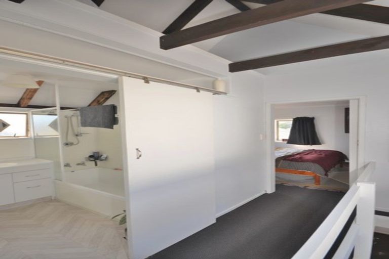 Photo of property in 2/506 Devonport Road, Tauranga South, Tauranga, 3112