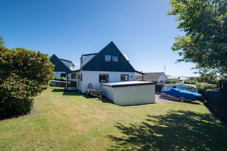 Photo of property in 1/3 Cherry Lane, Acacia Bay, Taupo, 3330