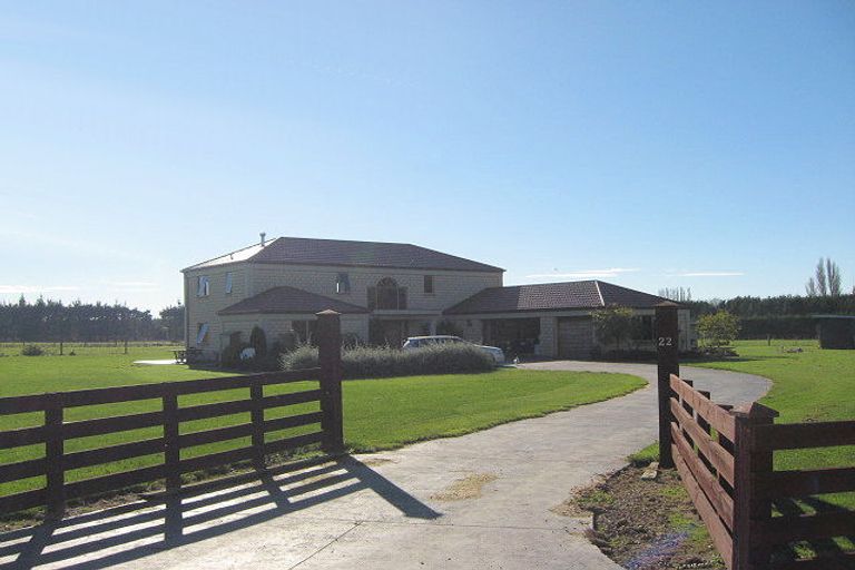 Photo of property in 22 Crawford Road, Belfast, Christchurch, 8051