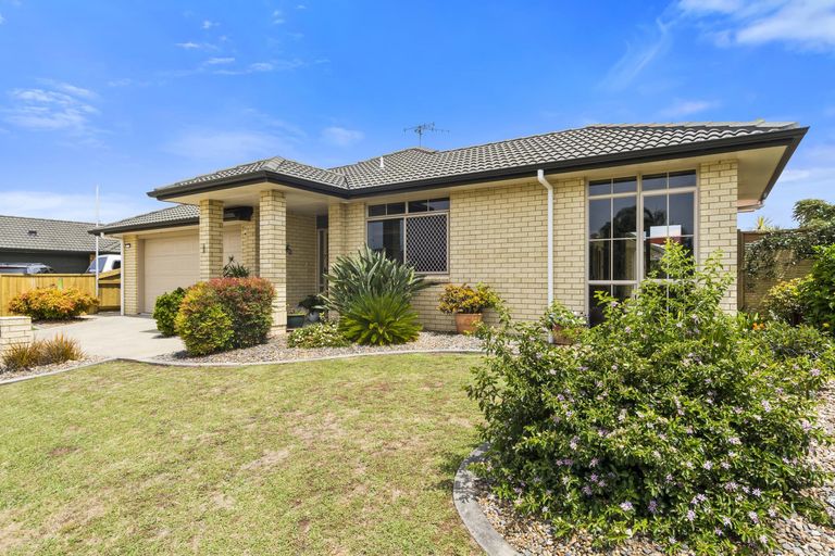 Photo of property in 7 Parkwood Place, Papamoa Beach, Papamoa, 3118