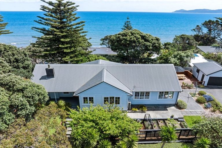 Photo of property in 1 Rosetta Road, Raumati South, Paraparaumu, 5032