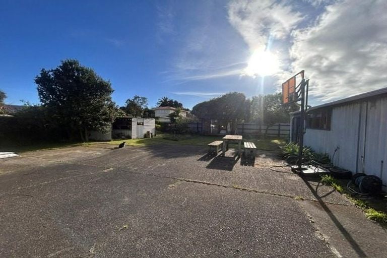 Photo of property in 34 Kiharoa Street, Otaki Beach, Otaki, 5512