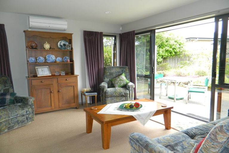 Photo of property in 7 Charlotte Street, Stanmore Bay, Whangaparaoa, 0932