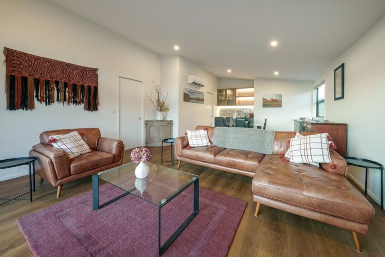 Photo of property in 9 Mcneil Crescent, Wanaka, 9305