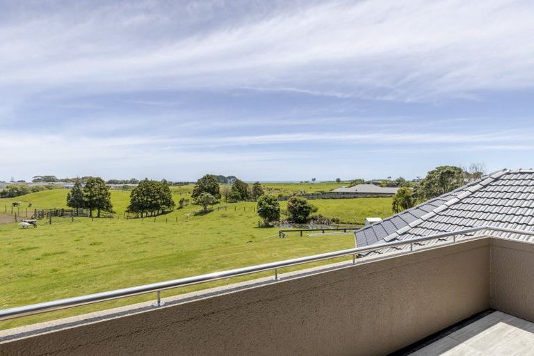 Photo of property in 1179 Devon Road, Bell Block, New Plymouth, 4373