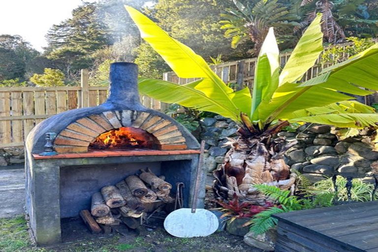 Photo of property in 16 Otuturu Crescent, Ruamahunga, Thames, 3575