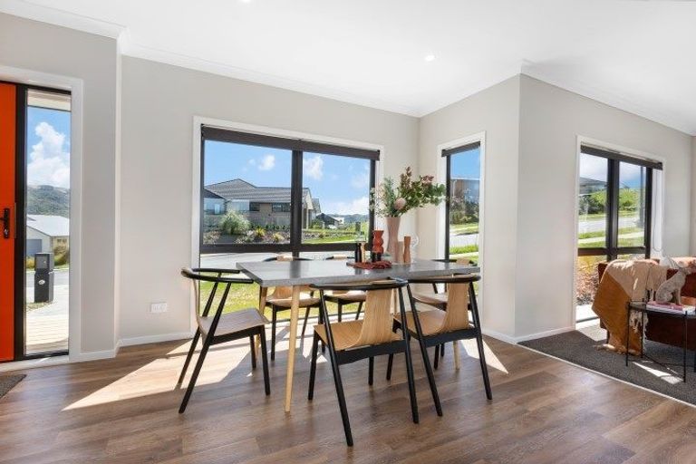 Photo of property in 182 John Burke Drive, Aotea, Porirua, 5024