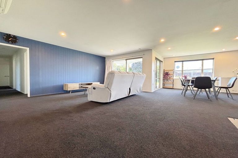 Photo of property in 37 Shadbolt Lane, Rolleston, 7614