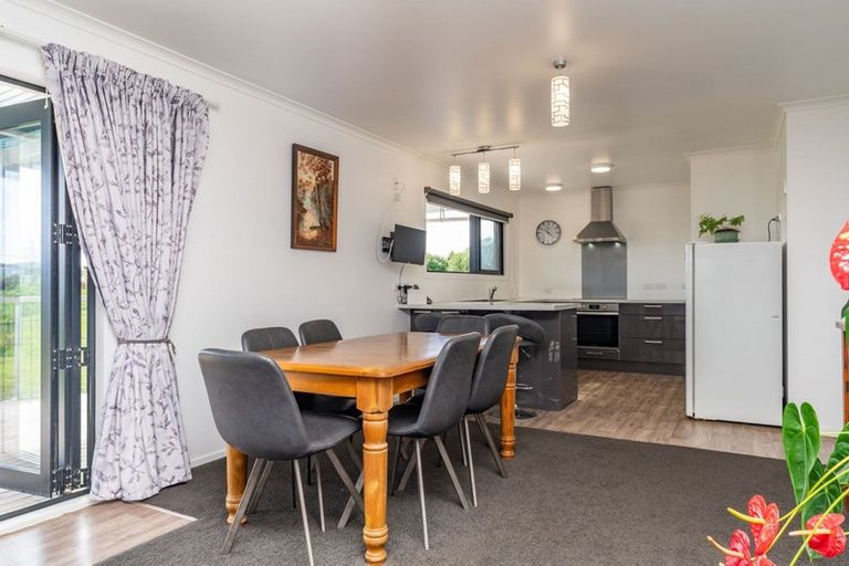 Photo of property in 717 Settlement Road, Hakaru, Wellsford, 0975