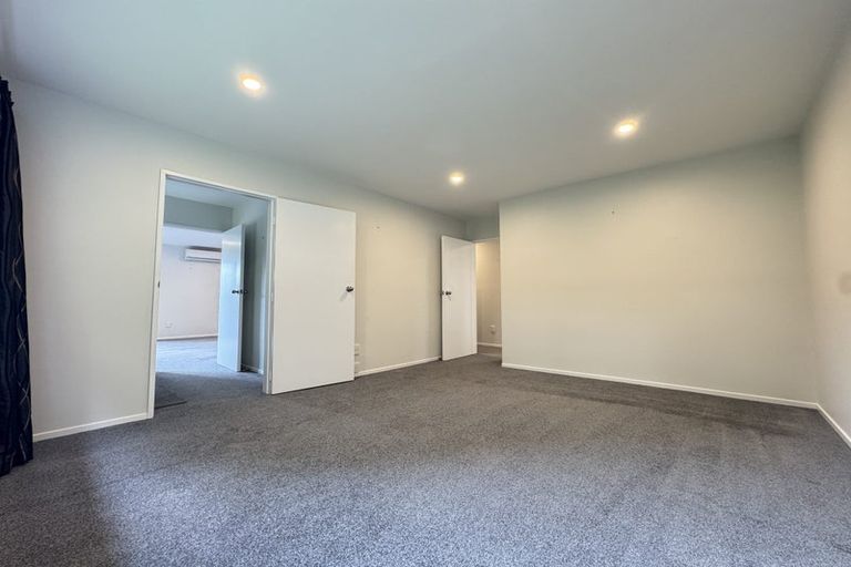 Photo of property in 1/74 Jeffreys Road, Fendalton, Christchurch, 8052