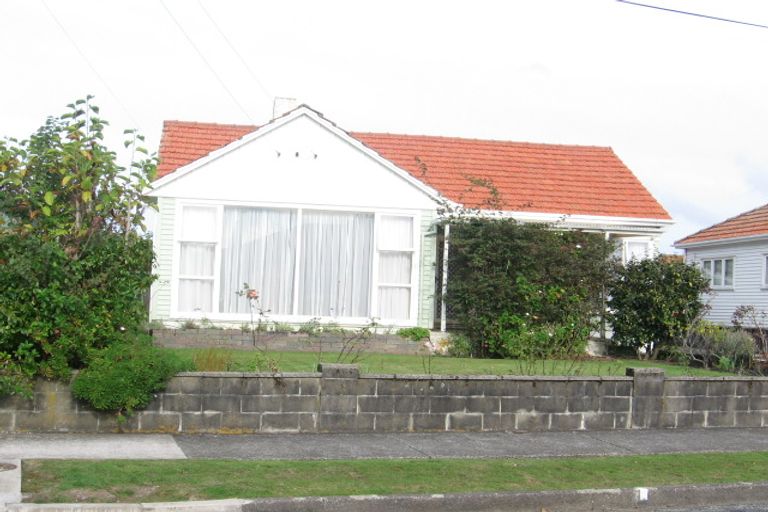 Photo of property in 41 Fairfield Avenue, Fairfield, Lower Hutt, 5011