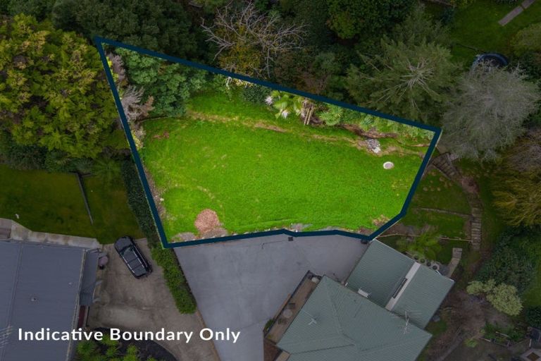 Photo of property in 17a Reydon Place, Cockle Bay, Auckland, 2014