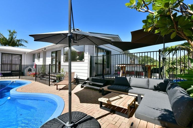 Photo of property in 4 Onepu Lane, Manly, Whangaparaoa, 0930