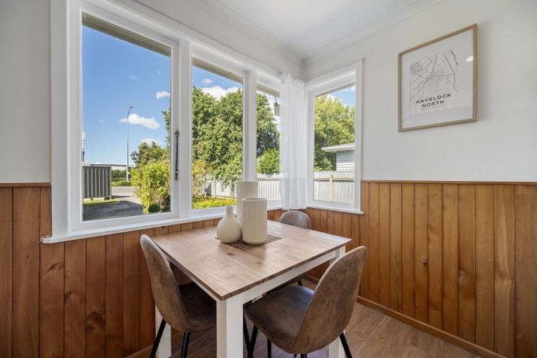 Photo of property in 109 Havelock Road, Havelock North, 4130