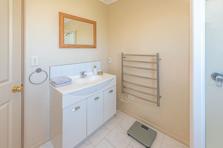 Photo of property in 9 Sherwood Place, Springvale, Whanganui, 4501