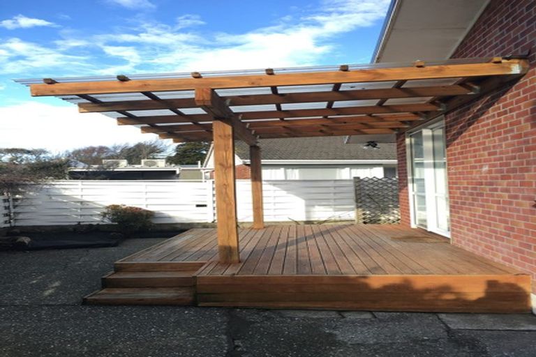 Photo of property in 122 Kings Crescent, Hutt Central, Lower Hutt, 5010