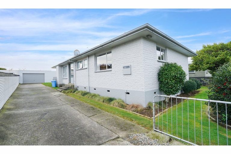 Photo of property in 28 Kelso Crescent, Strathern, Invercargill, 9812